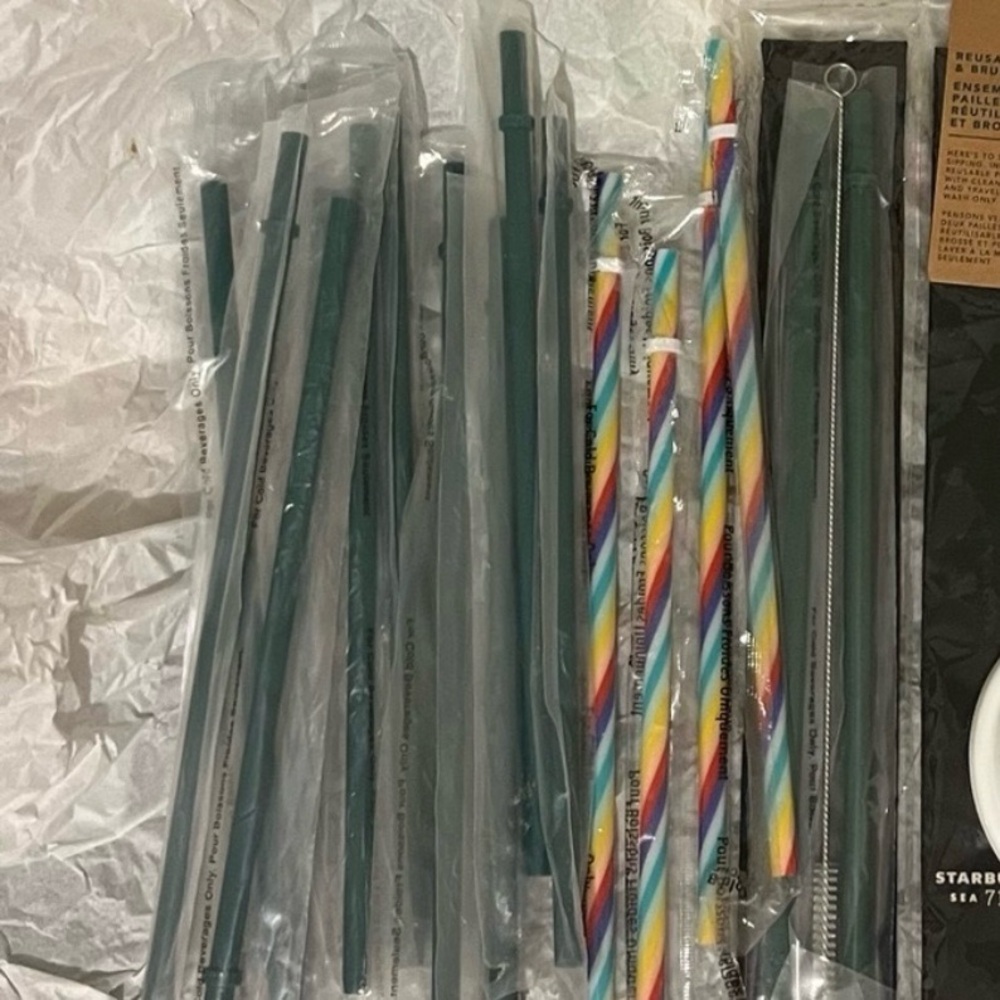 Starbucks 15 Reusable Green Straws 4 Rainbow Straws Set